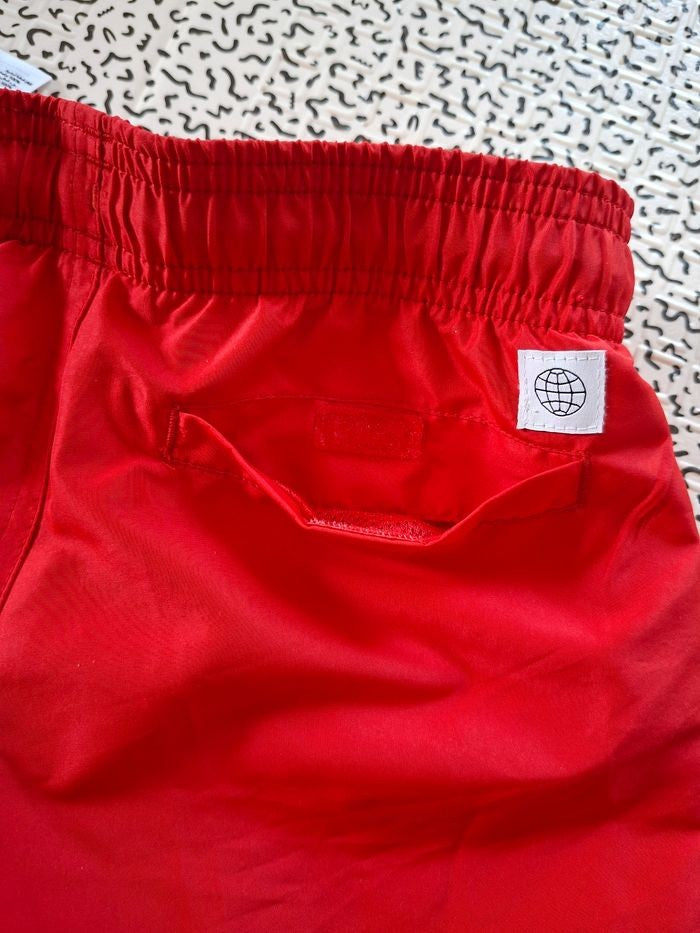 Short de bain Adidas rouge enfant 7/8 ans neuf avec étiquette