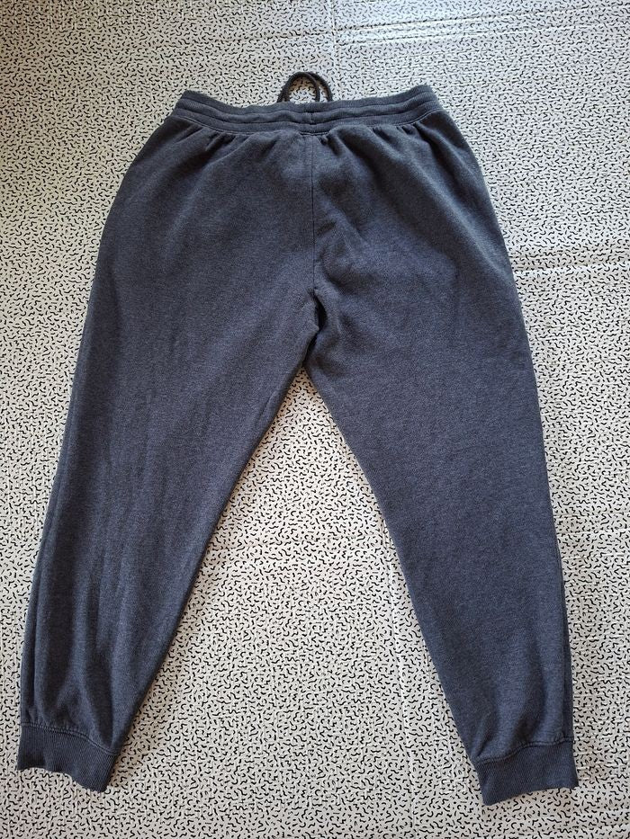 Jogging Under Armour gris anthracite homme LG/G coupe loose sport fitness