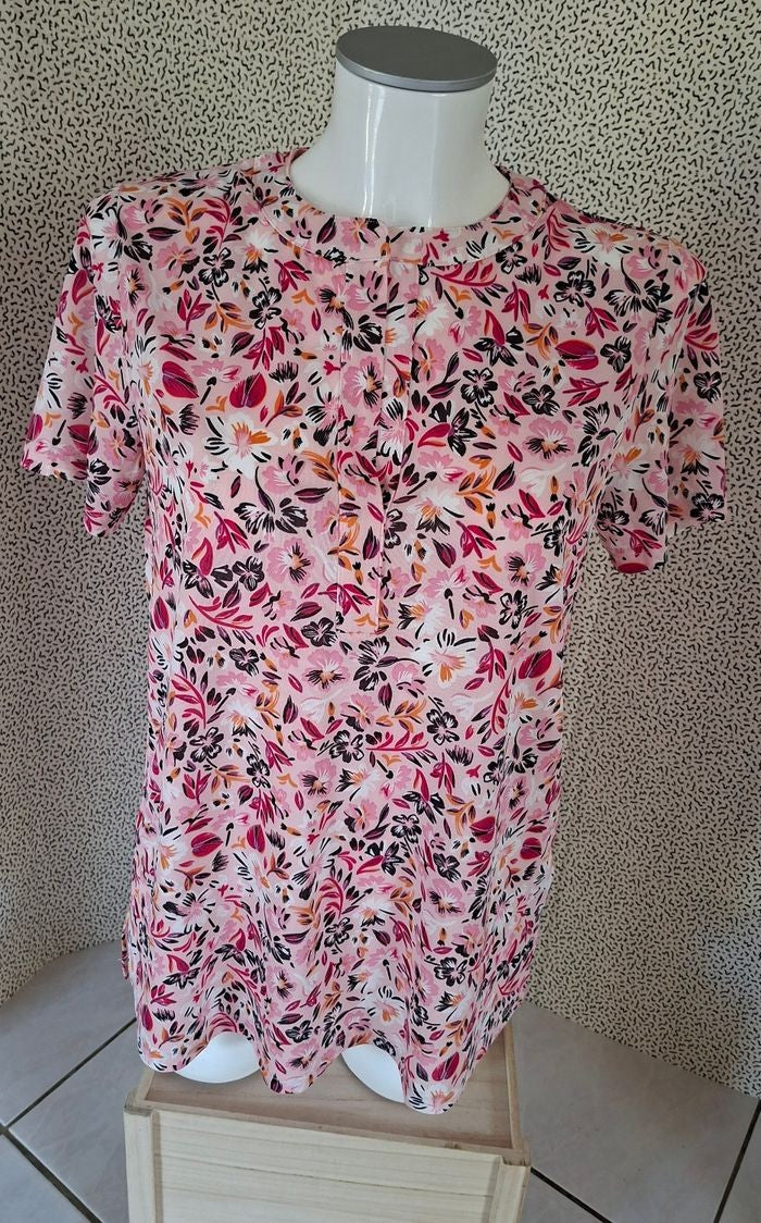 T-shirt femme fleuri rose manches courtes Damart taille 38/40 - seconde main
