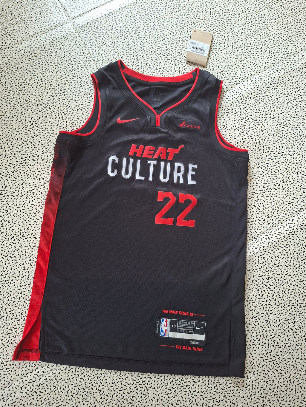 Maillot NBA Nike Miami Heat Culture Butler #22 – Neuf avec étiquettes – Taille S