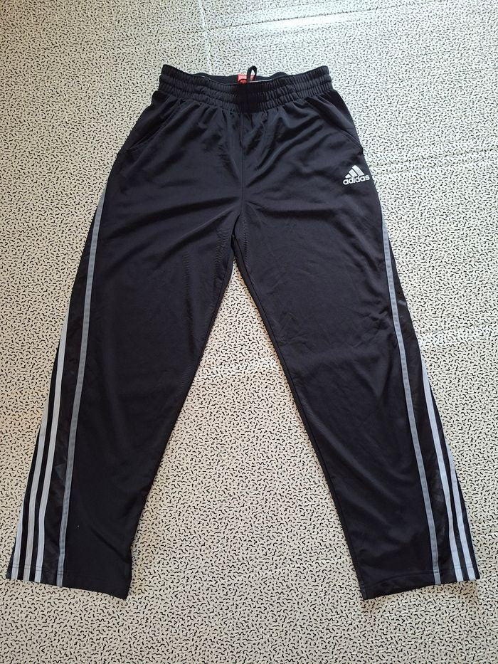 Véritable pépite Adidas Basketball vintage de 2013