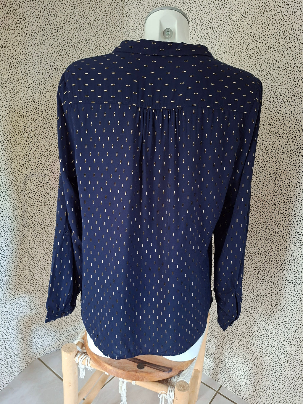 Blouse Cache Cache bleu marine motifs dorés – 40/42