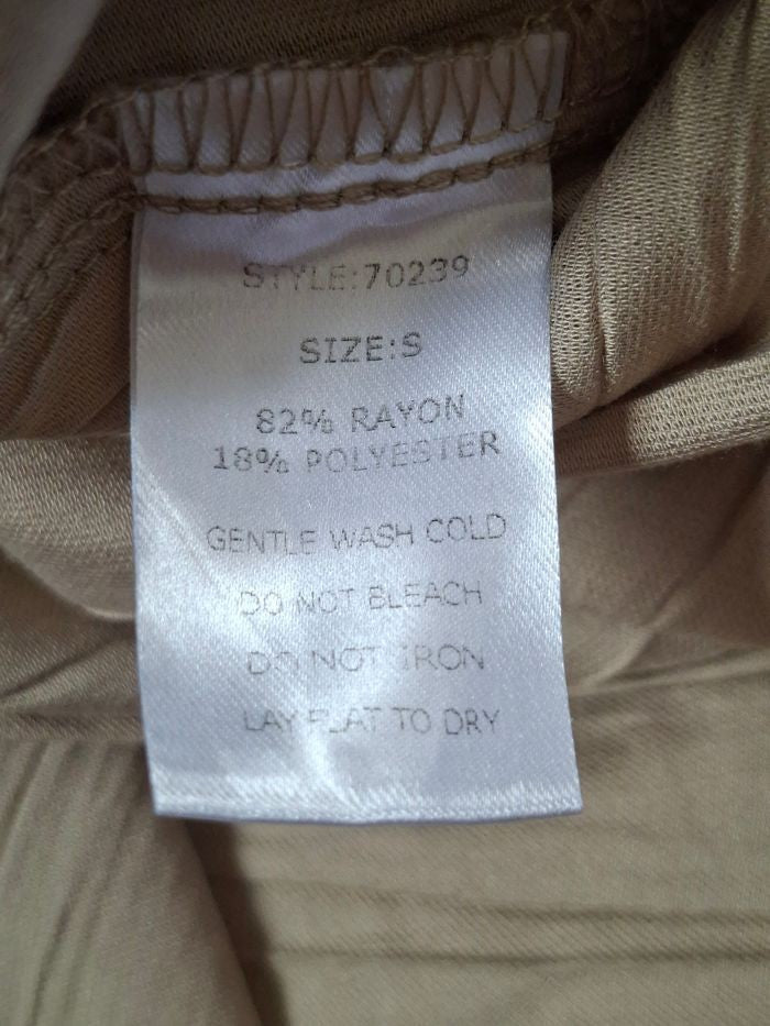 Combinaison plissée Grade & Gather beige sable ceinturée T.S neuve avec étiquette