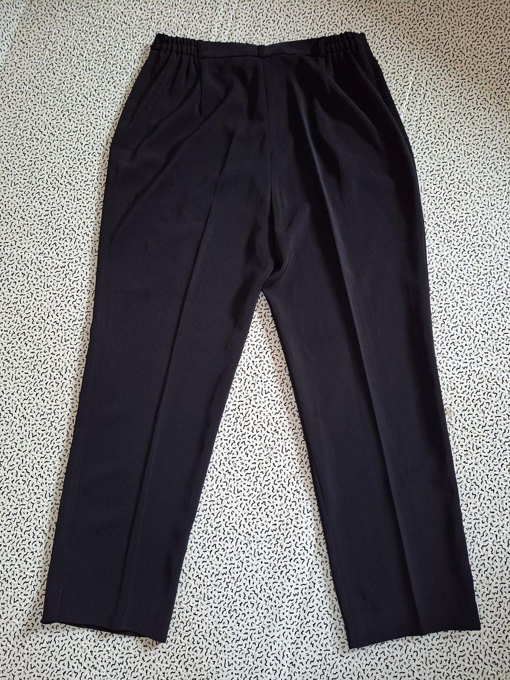 Pantalon noir femme Suspens’A Paris T40 – chic élégant