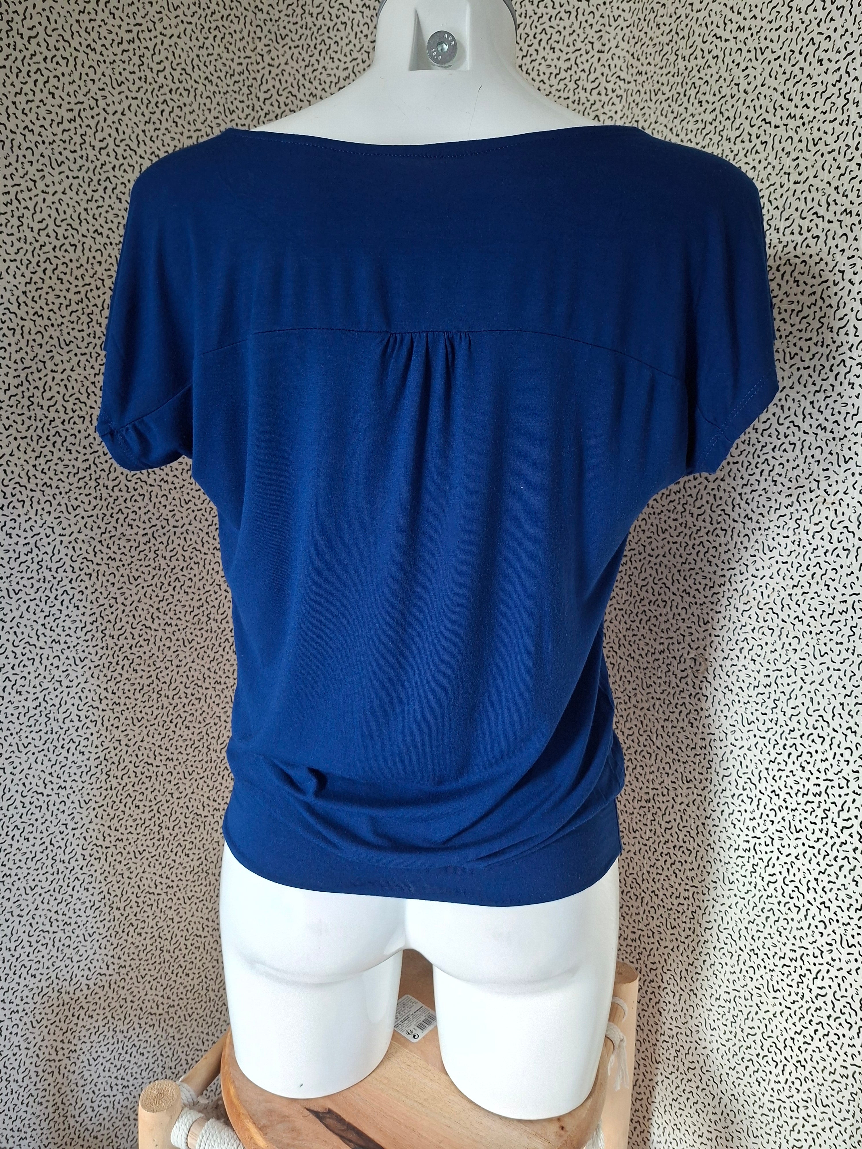 Top femme Cache Cache bleu – col bénitier drapé – fluide T40