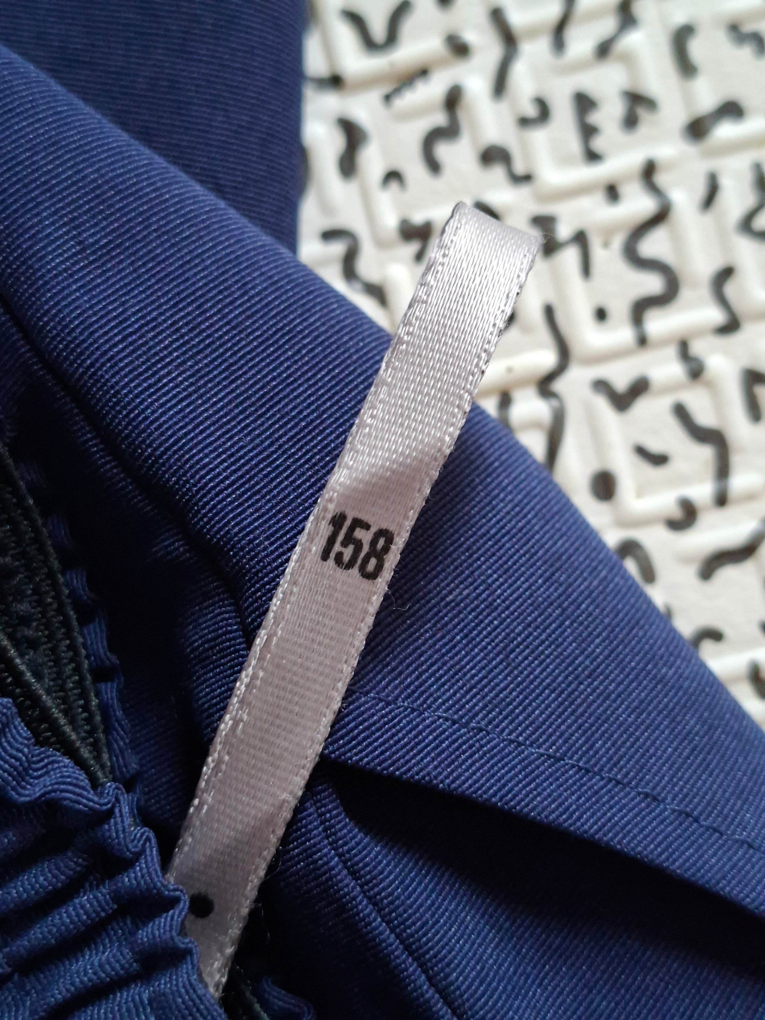 Short bleu marine taille 158 – convient XS/S adulte – taille élastique