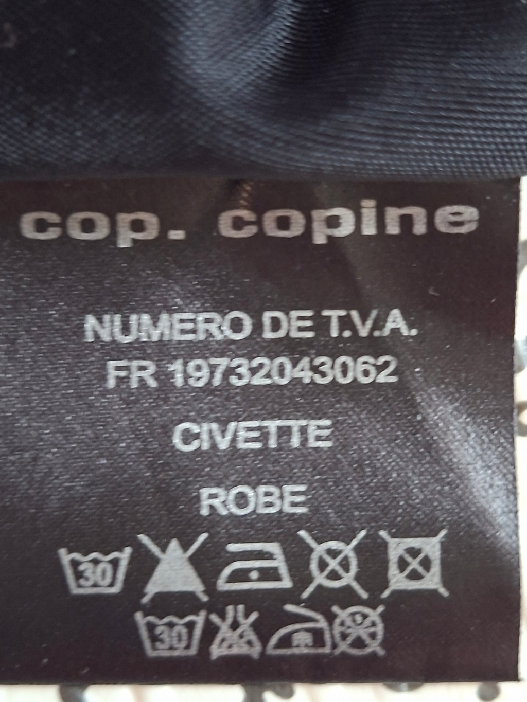 Robe Cop. Copine asymétrique noire – Taille 1 – 34 / petit 36