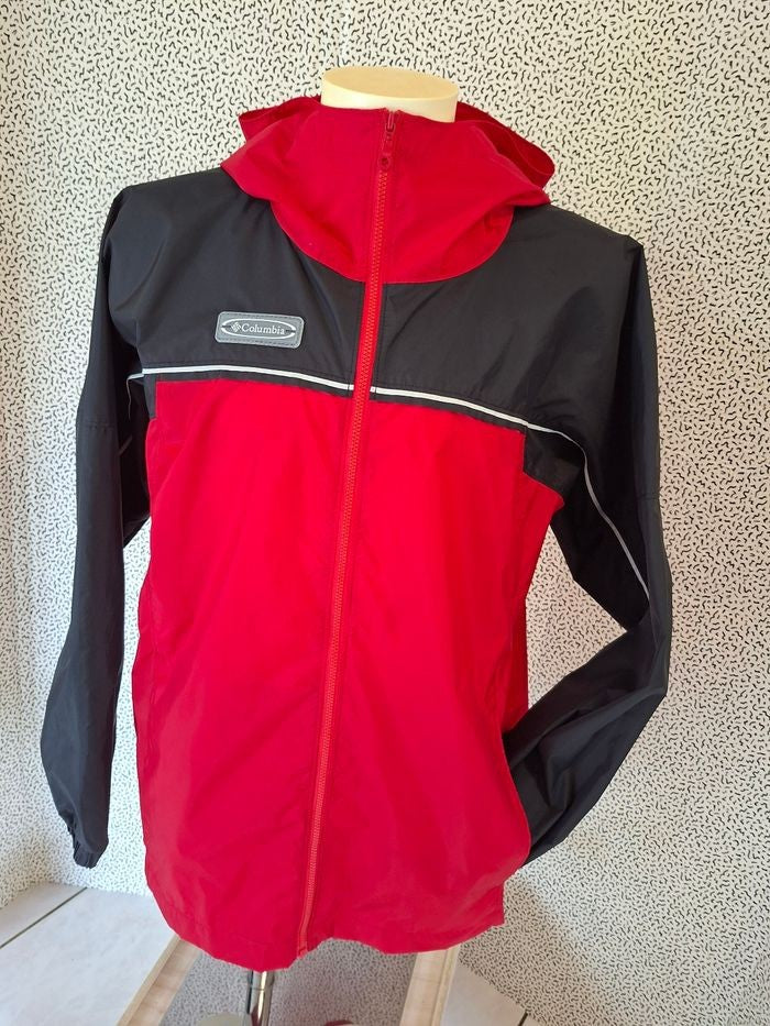 Coupe-vent Columbia rouge et noir à capuche enfant taille 14/16 ans - léger imperméable - seconde main