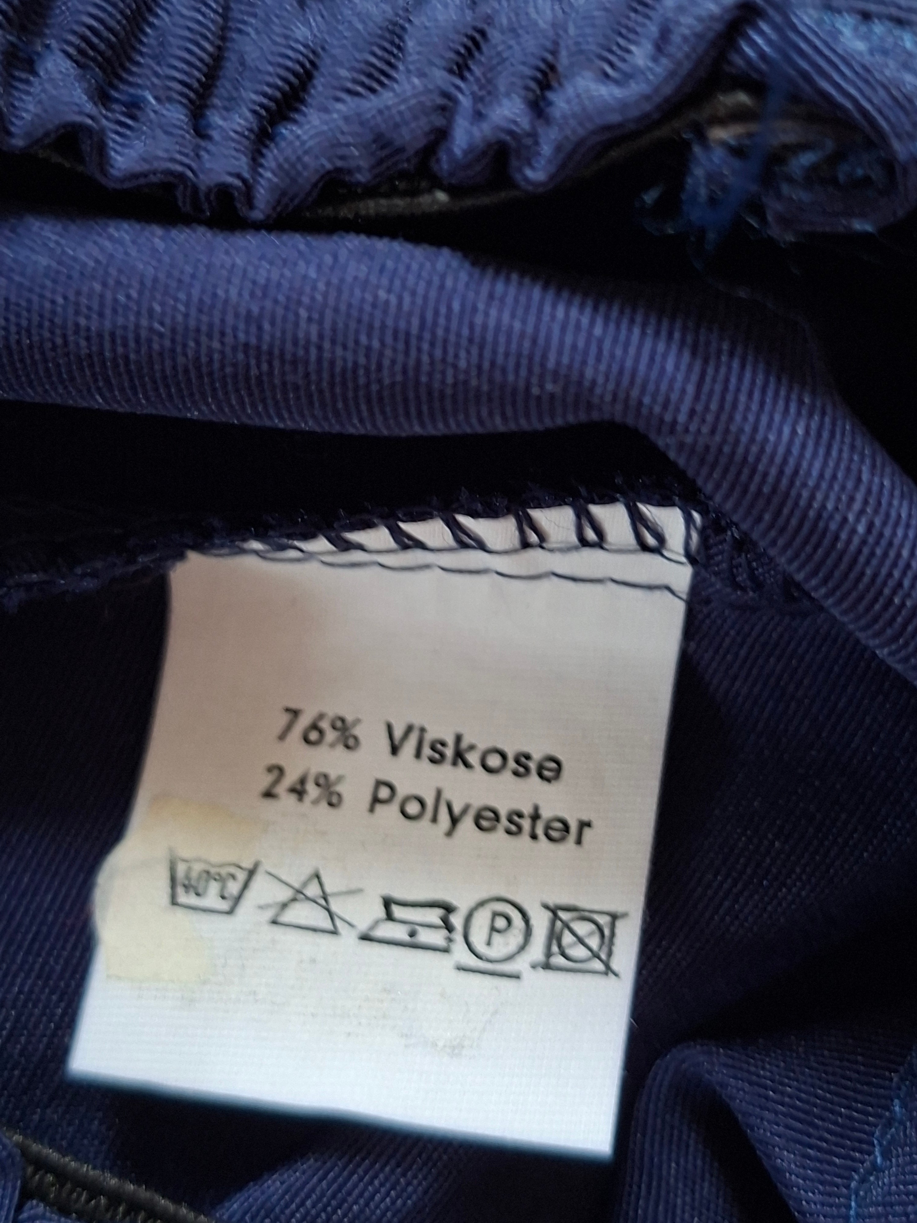 Short bleu marine taille 158 – convient XS/S adulte – taille élastique