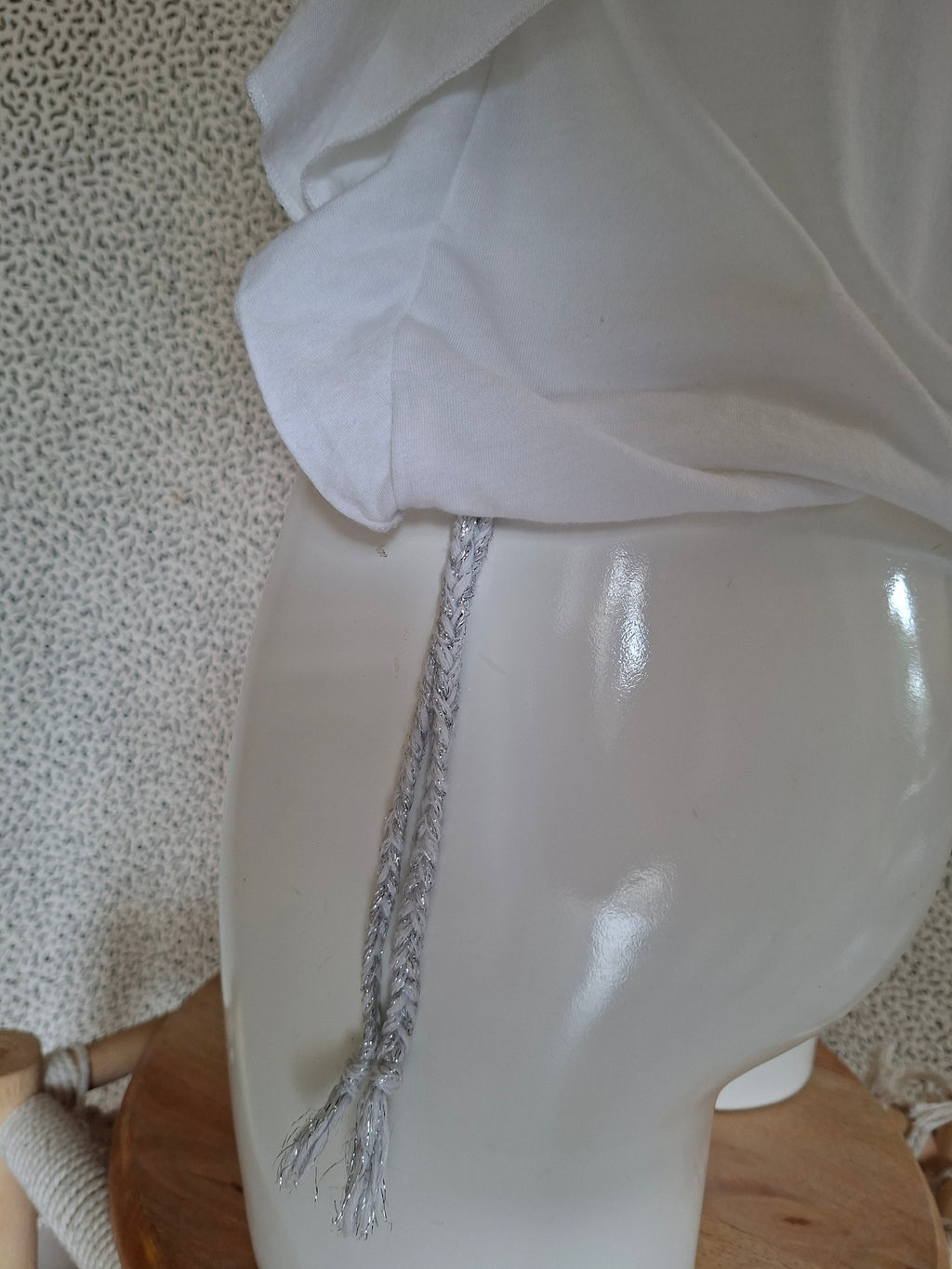 🤍 Top blanc femme Promod – manches volantées – broderies & sequins – S/M