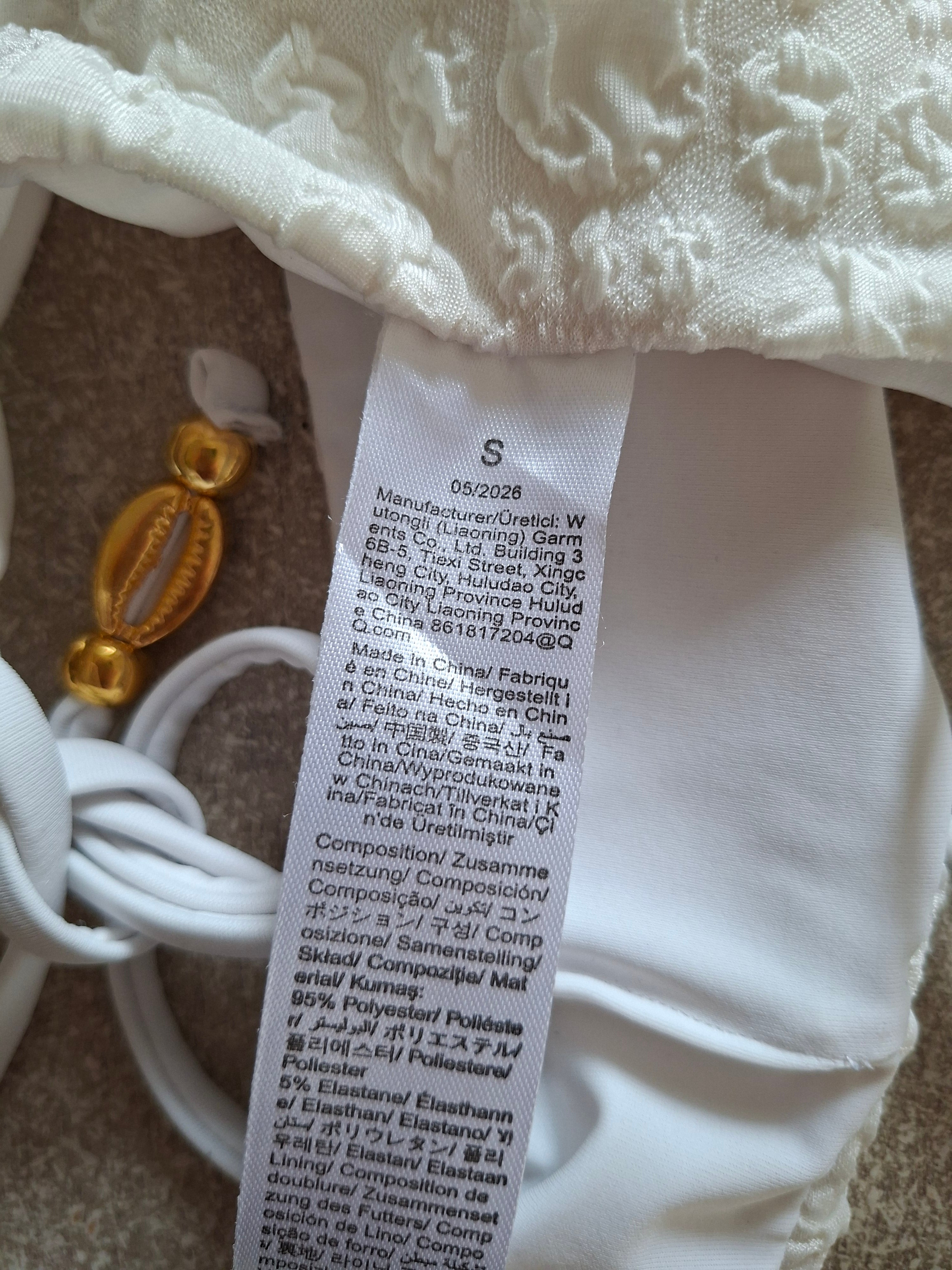 Bikini blanc texturé coquillages dorés – Taille S – Neuf