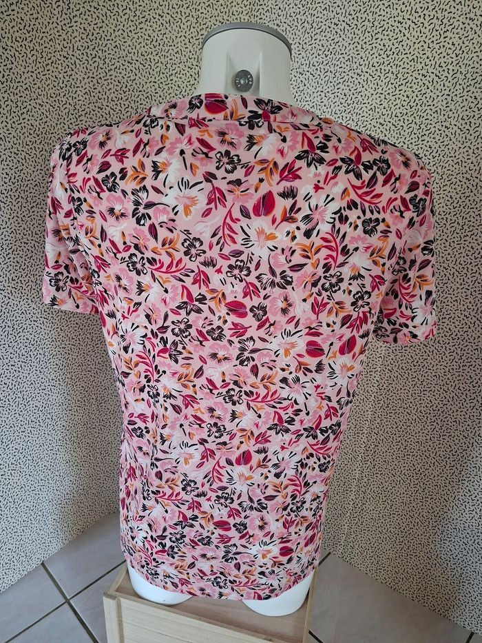 T-shirt femme Damart fleuri rose manches courtes taille 38/40