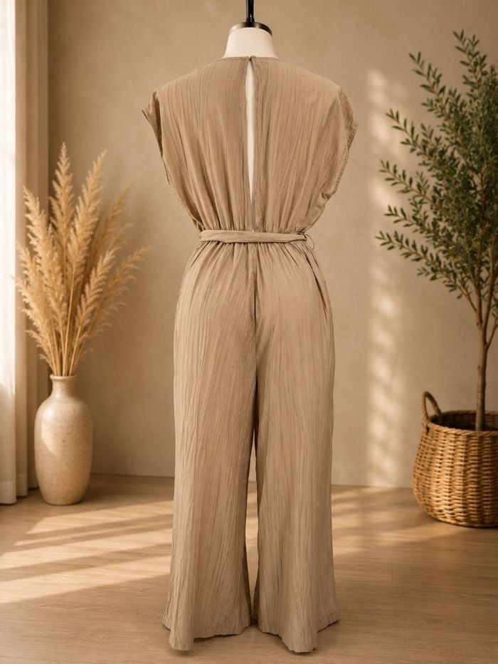 Combinaison plissée Grade & Gather beige sable ceinturée T.S neuve avec étiquette