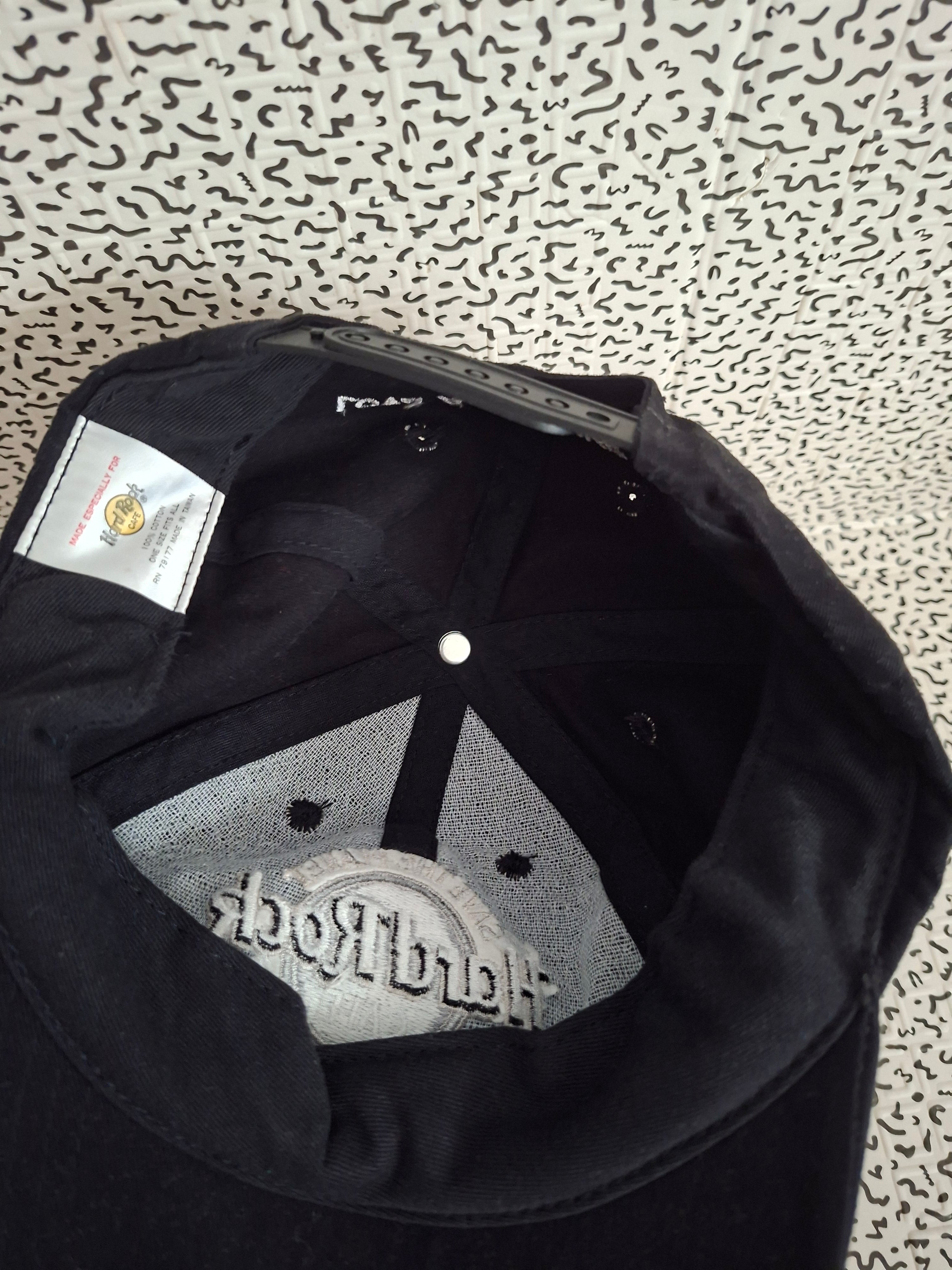 Casquette Hard Rock Cafe Tokyo – Noire – Brodée – Taille unique réglable