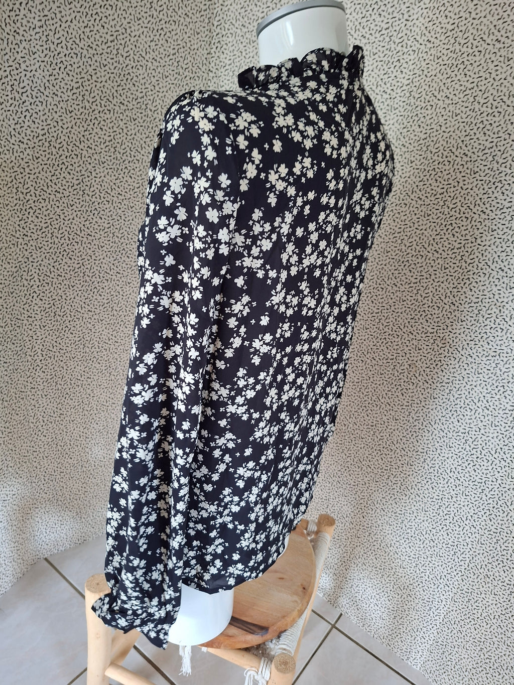 Blouse fleurie Emma Ella Paris taille XS