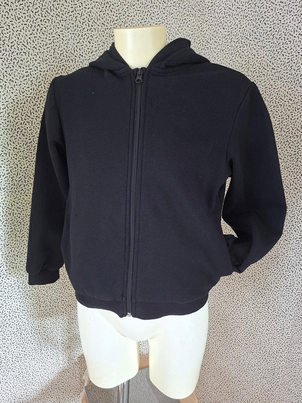 Sweat zippé à capuche KIABI garçon 10 ans 140 cm noir