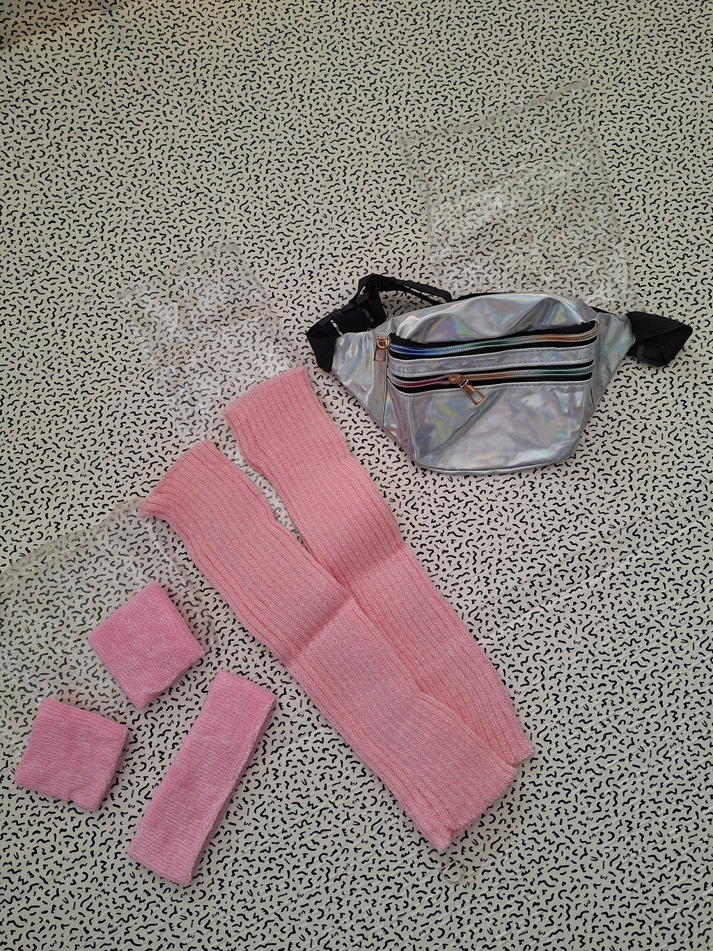 Lot accessoires rose + sac banane holographique – Neuf